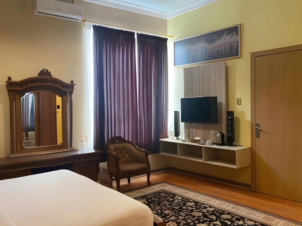 Grand mansion hotel