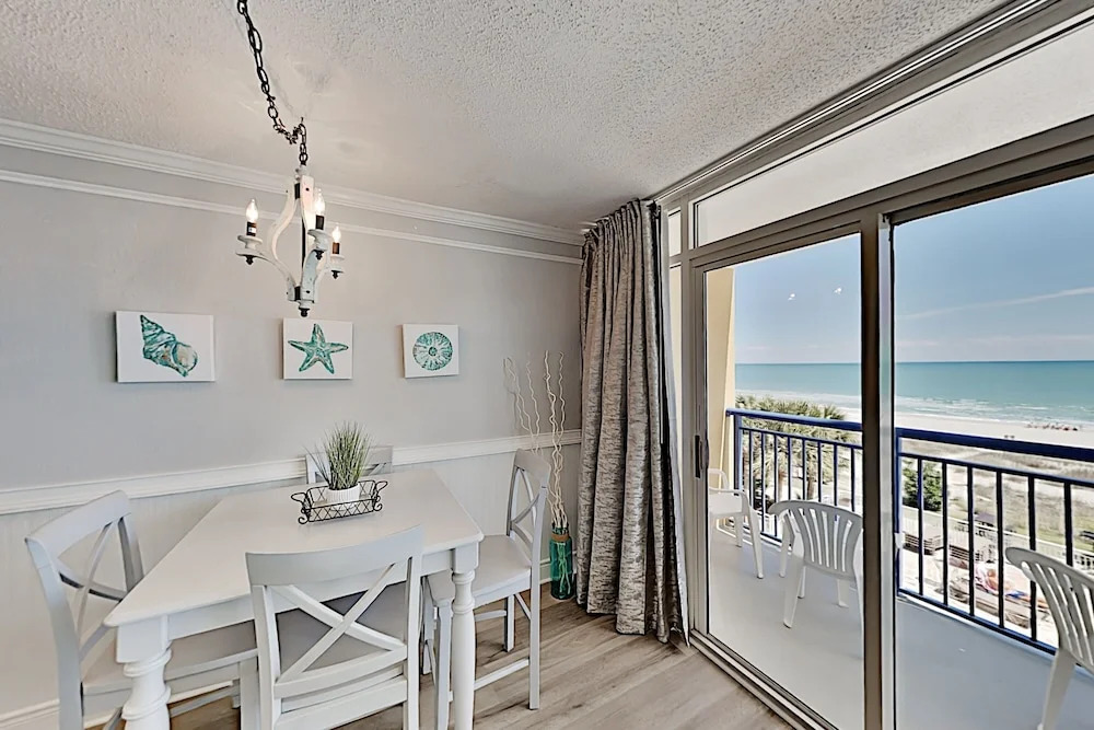 Choice Oceanfront W/ 3 Pools: Steps To Sand 2 Bedroom Condo