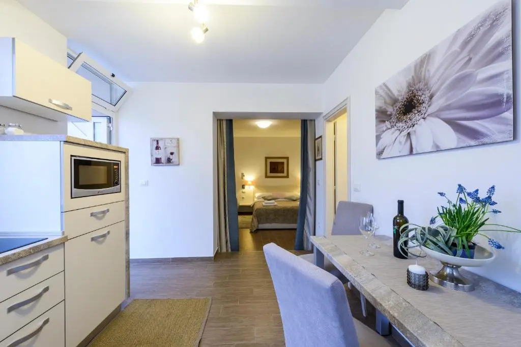 Tara Apartments