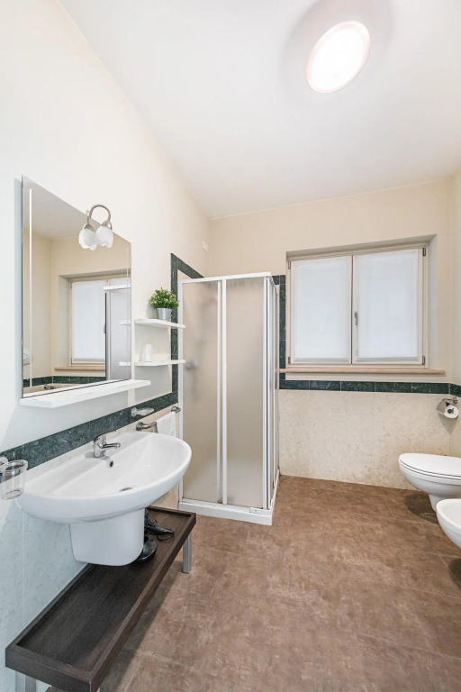 Residenza Miralago With Pool - Two-bedroom With Terrace