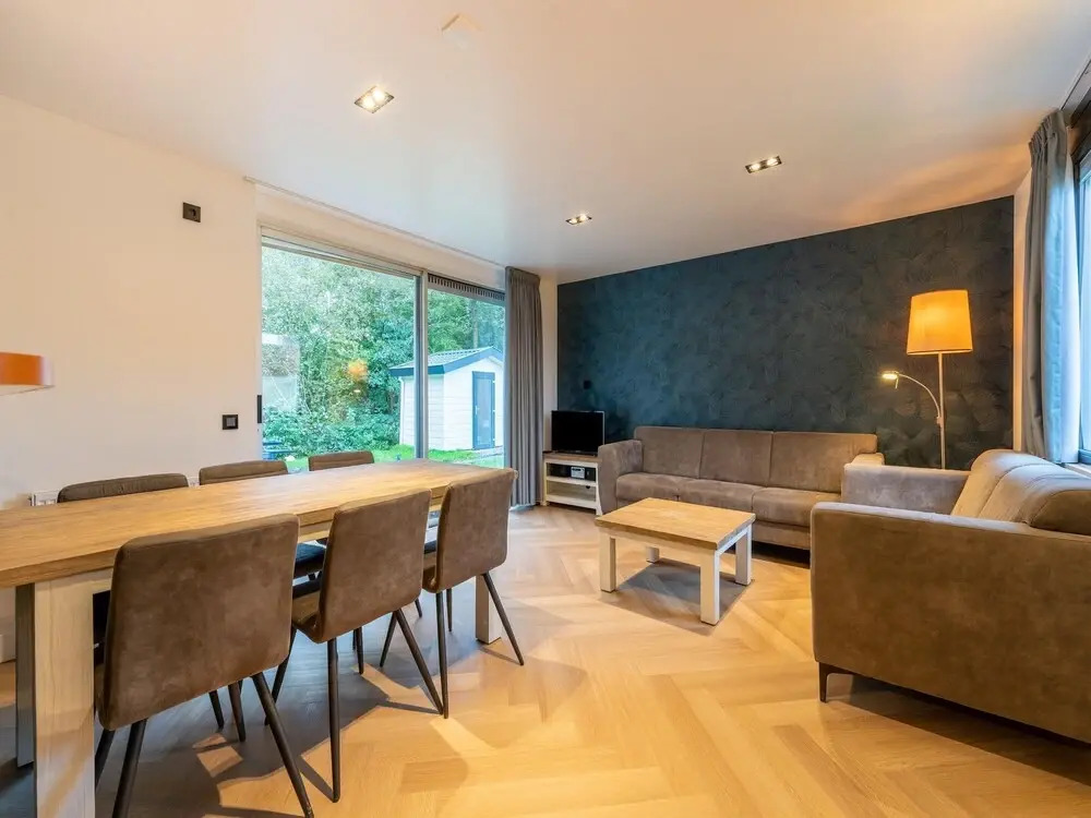 Holiday Home in South Holland With Shared Pool