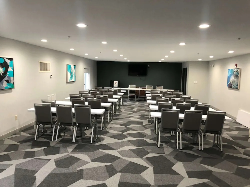 America's Best Inn & Suites Lafayette