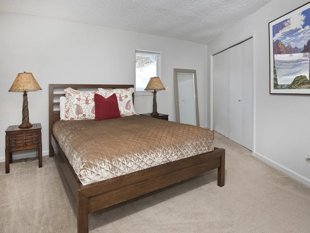 2338 Tahoe Drive