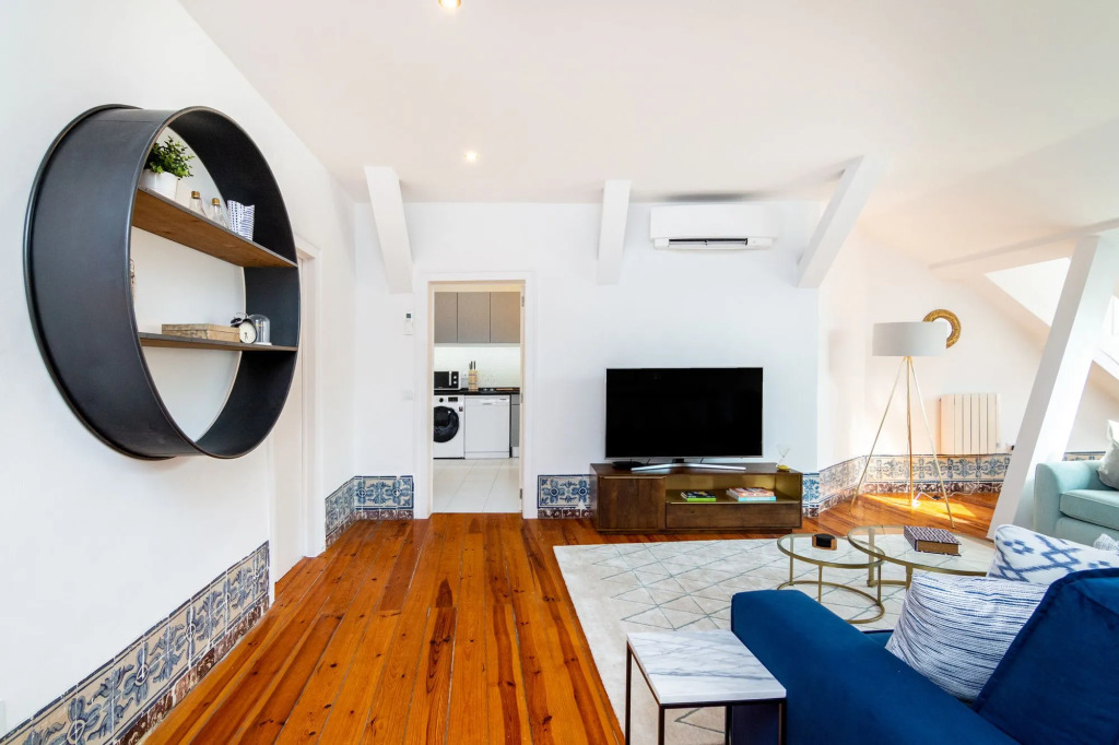 Lisbon Downtown Luxury Family Residence
