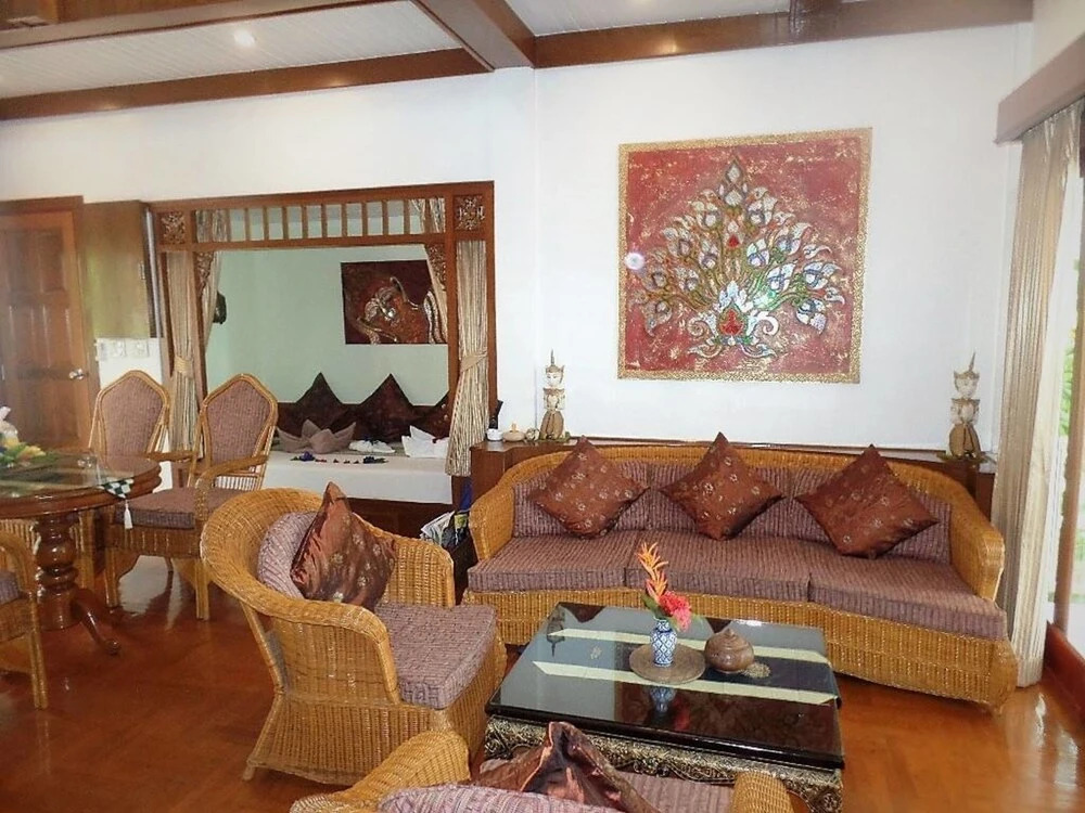 Royal Living Koh Samui - Villa 1 With 8 Meters to Beach
