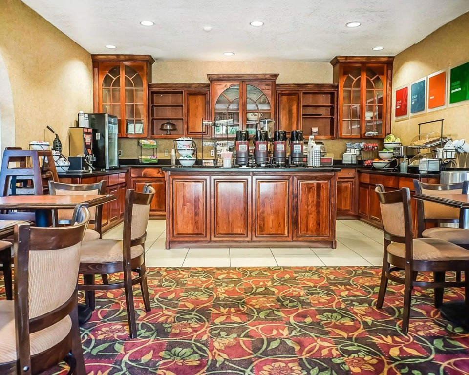 Quality Inn & Suites Roswell North