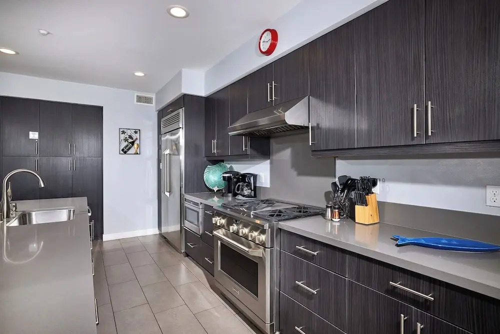 700-104 Water Front Condo w AC!