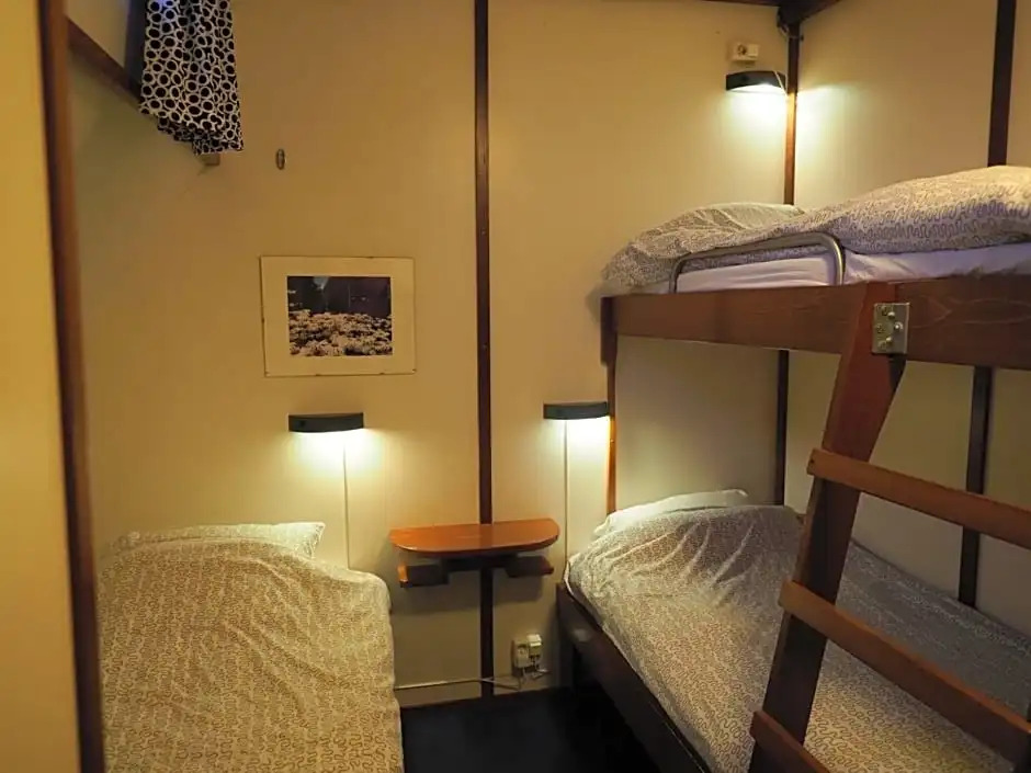 hotelboat Sarah Groningen