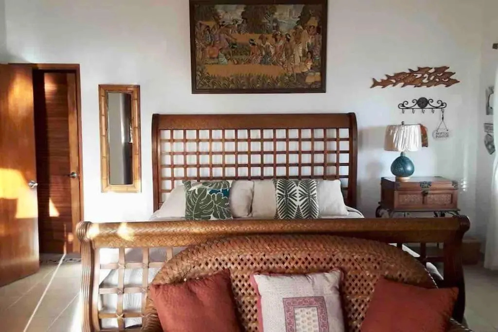 Caribbean Chic ocean front home 3 min to beach
