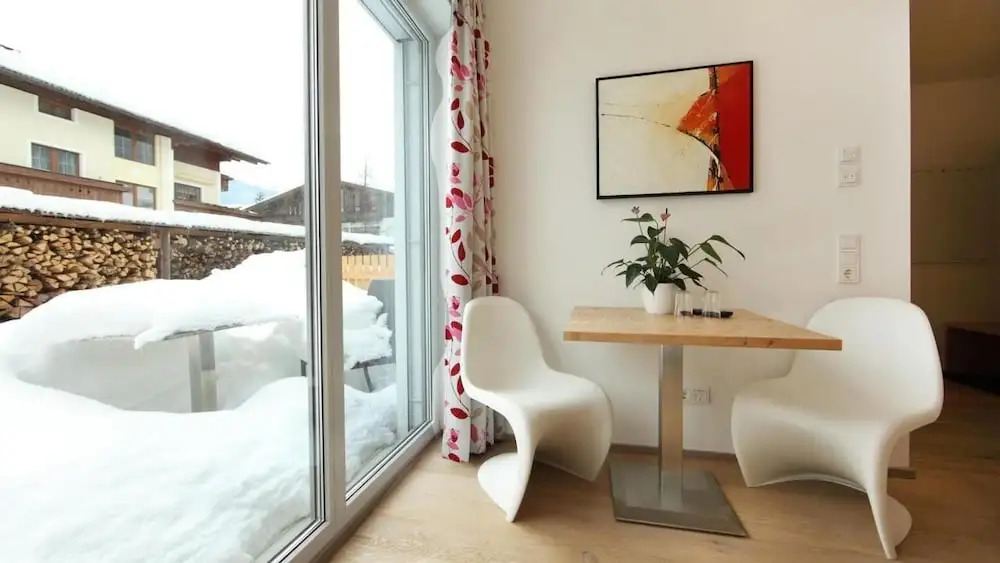 Die Dorfvilla - Includes Tauern Spa Kaprun Wellness Access 13 km away
