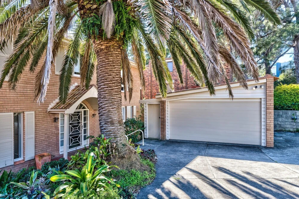 Spacious 4 Bedroom House The Hill
