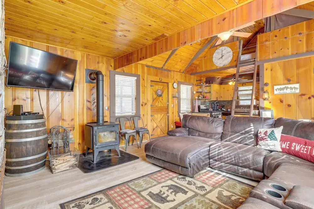 14 Mi to Slopes: Long Barn Cabin w/ Fire Pit!