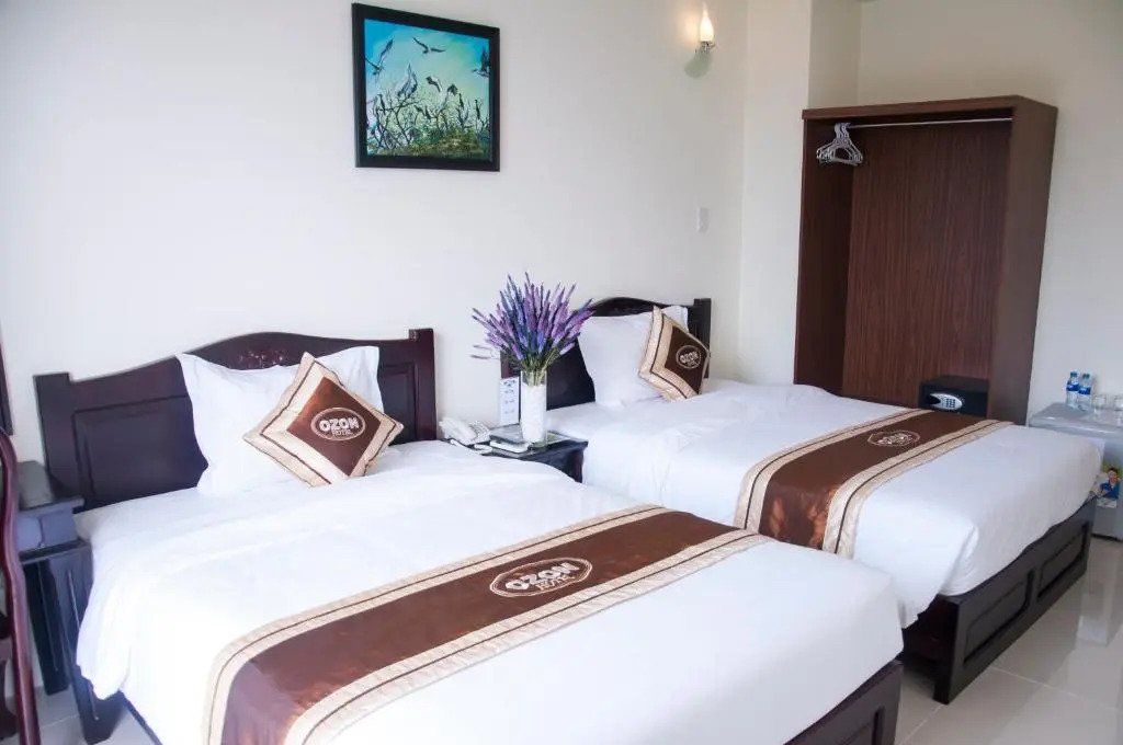 Ozon Hotel