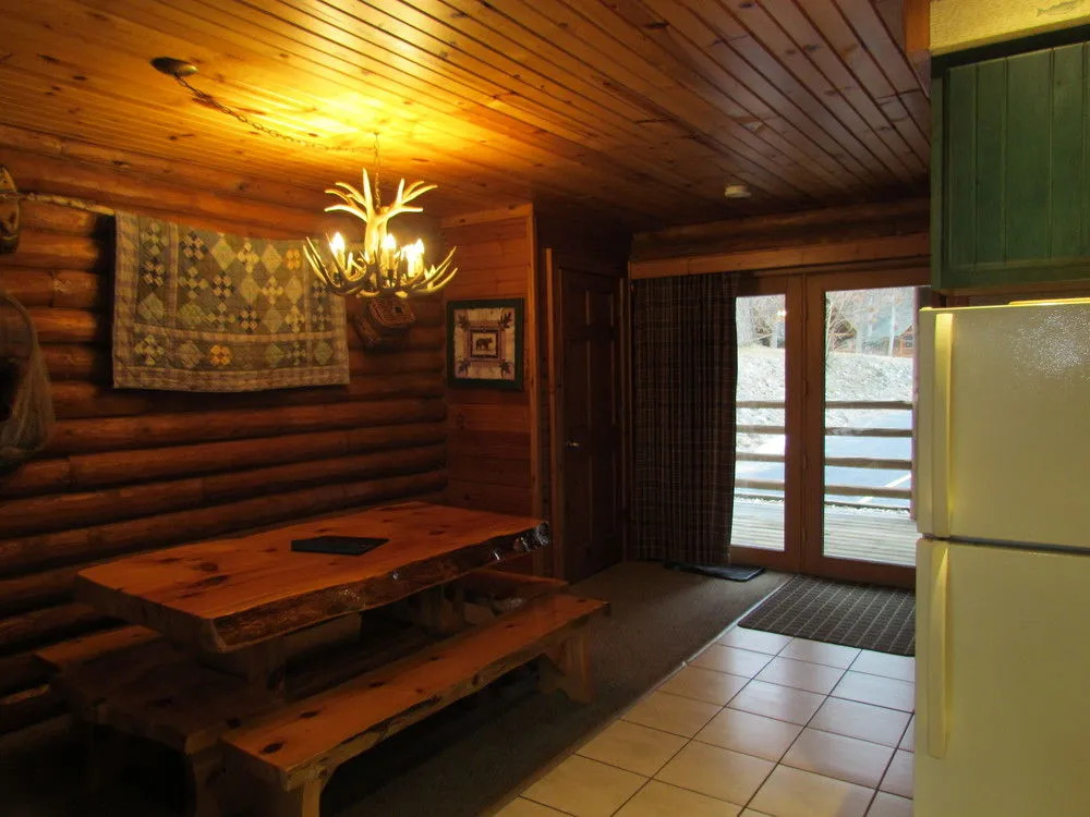 Cedar Lodge and Settlement