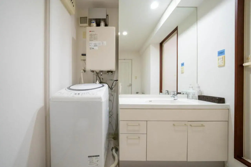 Susukino Apartment Base1