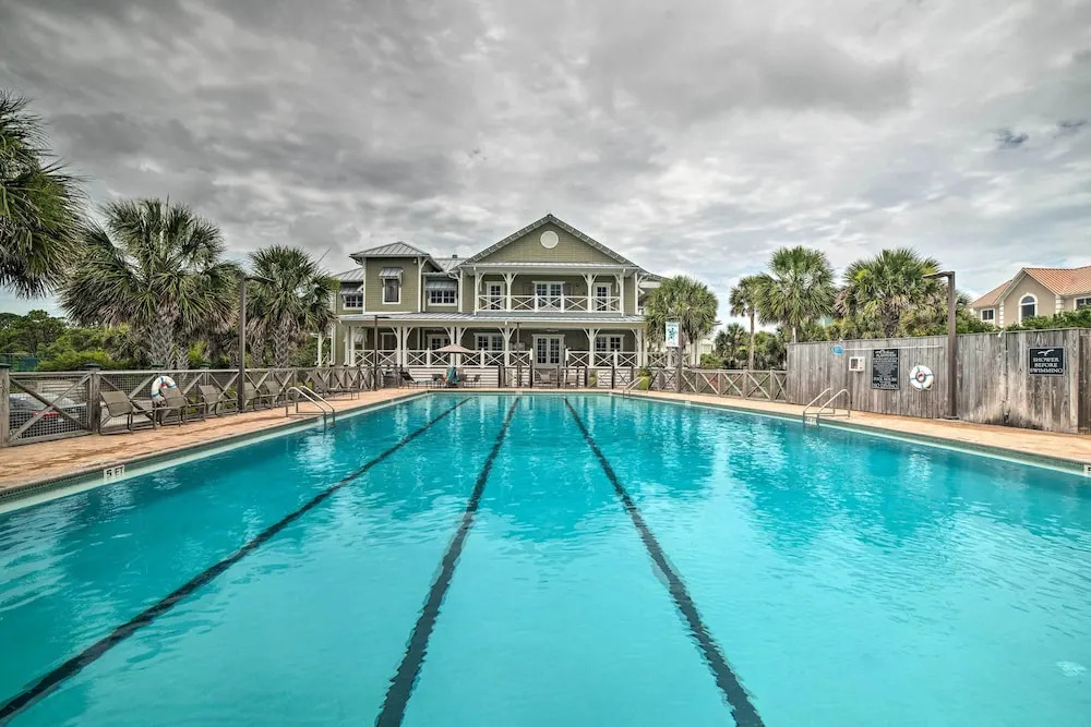 Awesome St George Island Home, Walk to Beach!