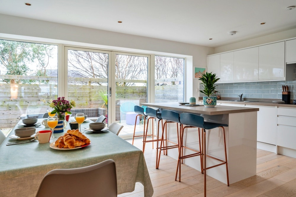 Townhouse in Newquay Near Towan Beach