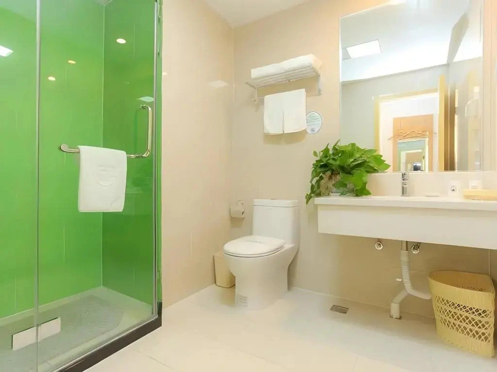 Greentree Inn Jiangsu Suqian Sucheng District Weishanhu Road Business Hotel