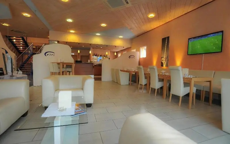 ates Hotel Kehl