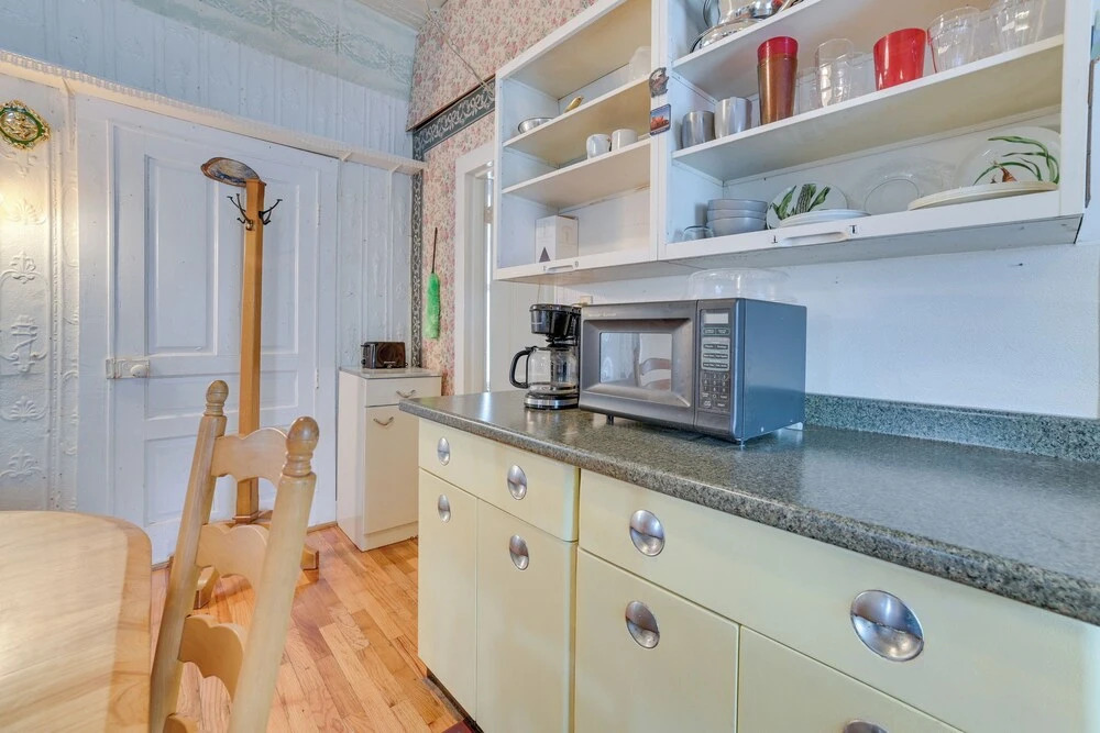 Historic Houghton Lake Getaway Near Shoreline