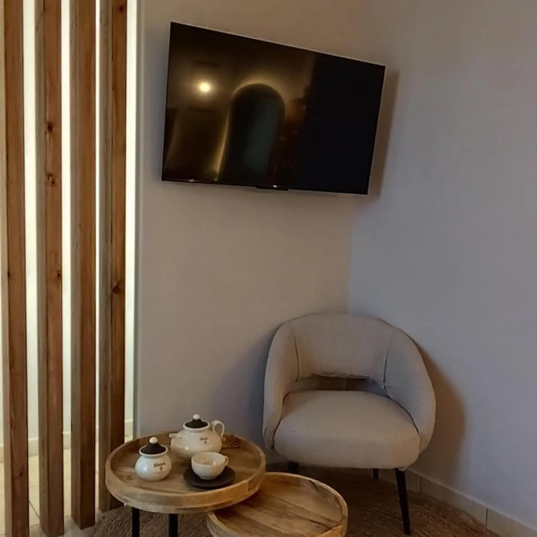 Niki Apartments