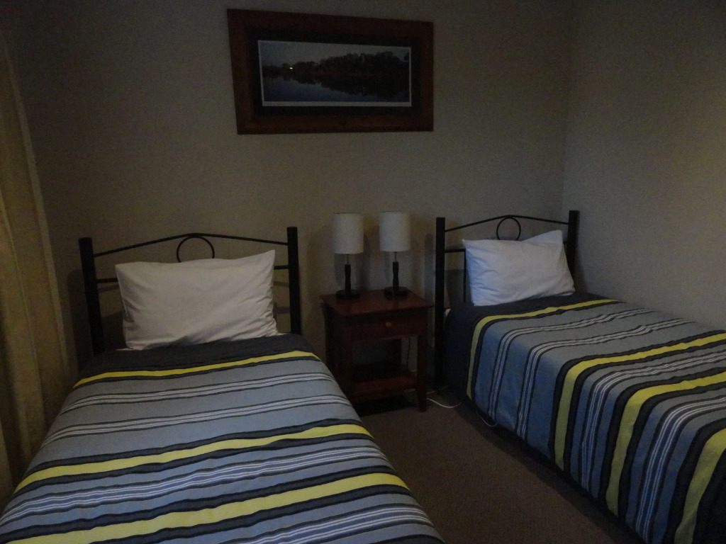 Victoria Lodge Motor Inn & Apartments