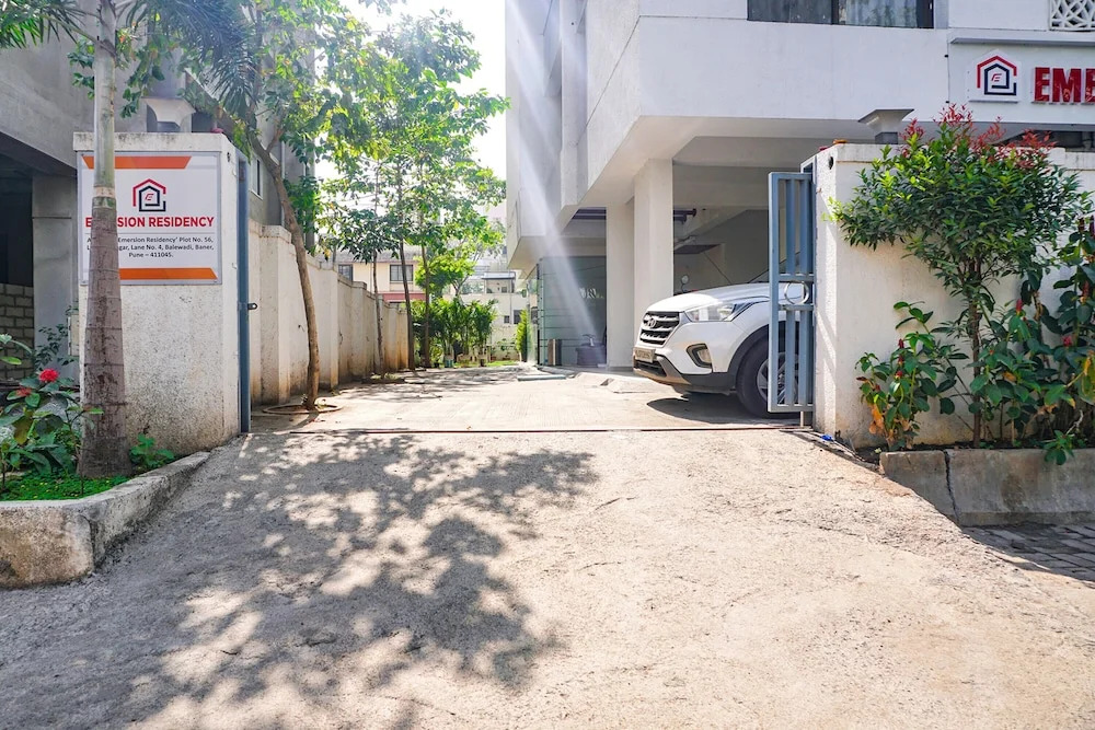 FabHotel Emersion Residency - Nr. Dnyanjyoti Savitribai Phule Udyan