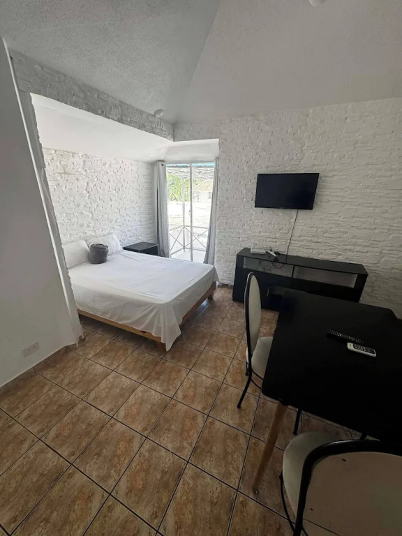Condo Bien Situé 3 Minutes de la Plage a Pied 312