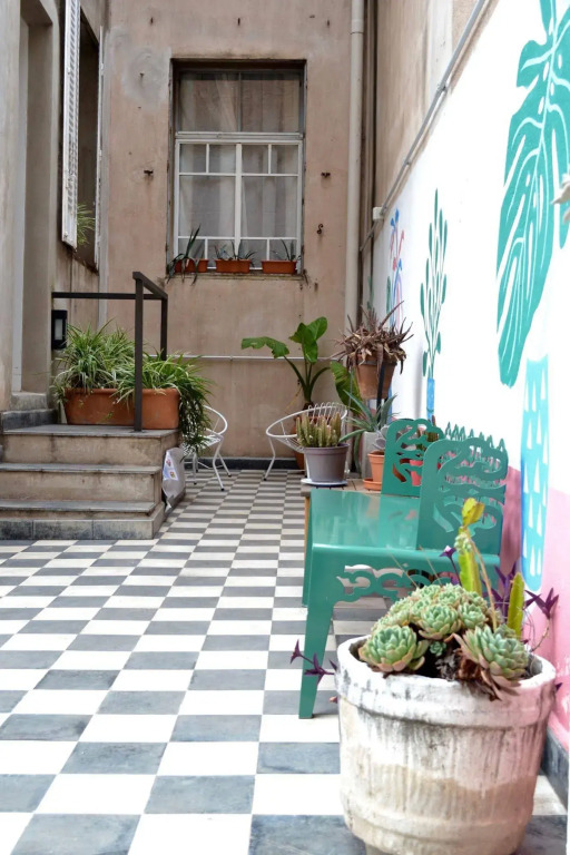 Sacha Mistol Art Hotel