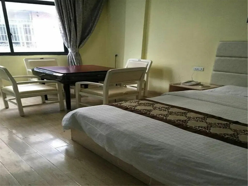 Qicai Express Hotel