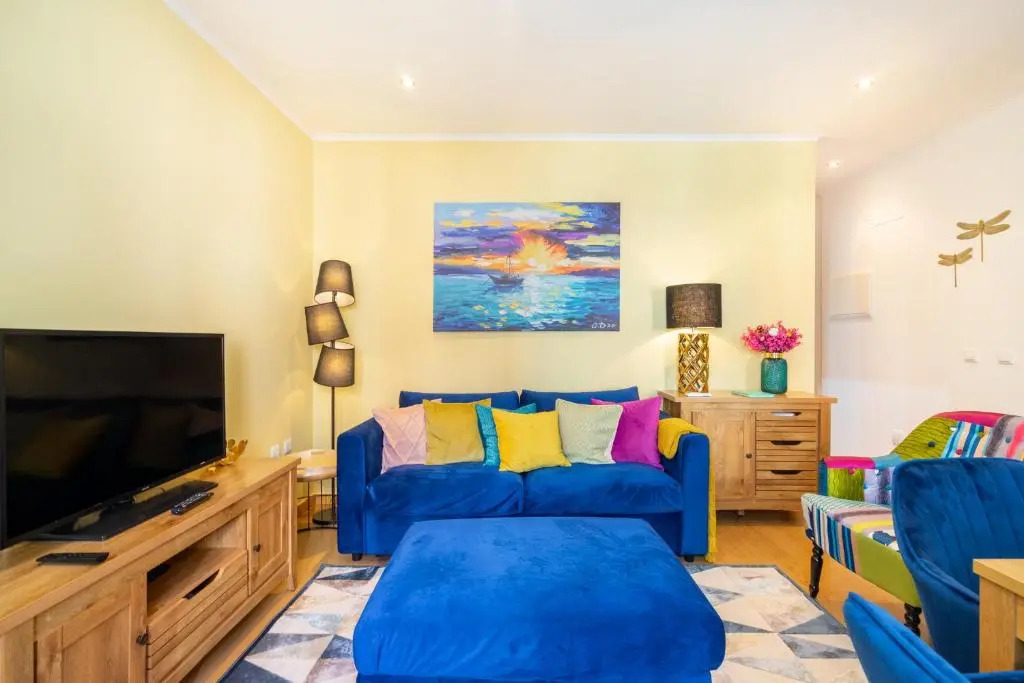 Premium Family Apartment W/ Lift, Ac & Barbecue