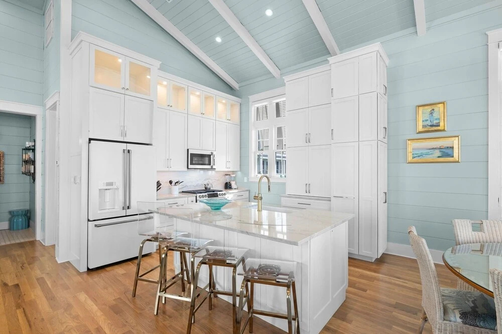 Gulf Front Luxury Home In Watercolor, Fl - Second Sandbar 3br/3.5bth 3 Bedroom Home by RedAwning