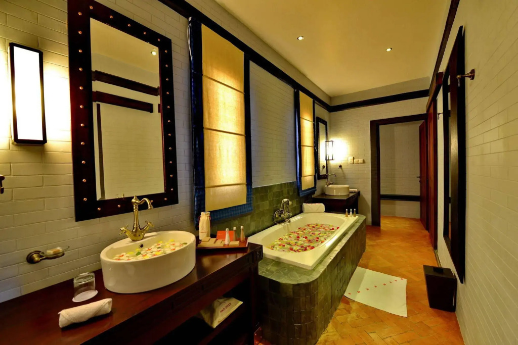Bagan Lodge