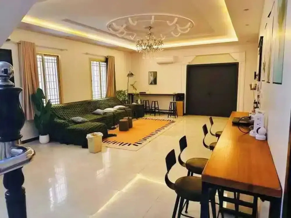 Hasy's House-Ween hotel
