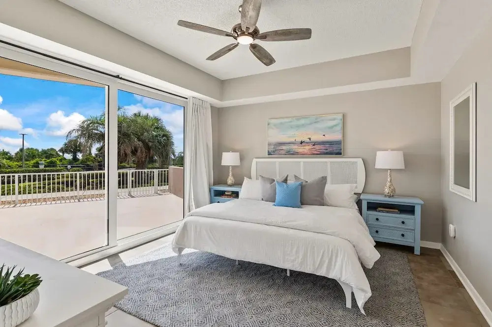 Oceanfront Condo With Large Patio, Direct Water Access, Pool, Central AC, & W/D