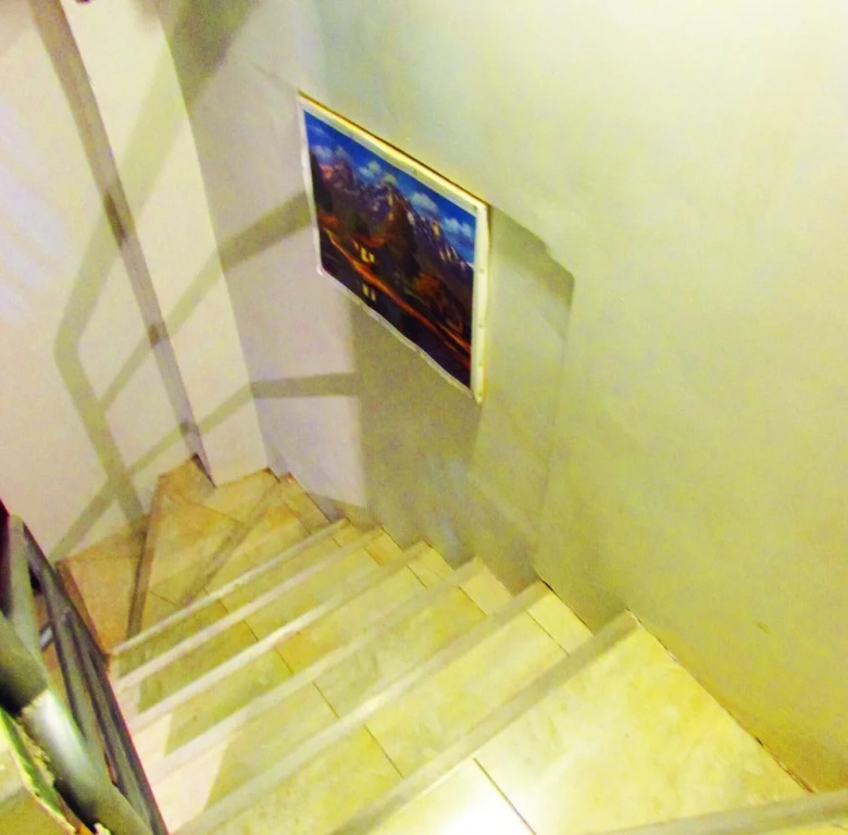 The Grasshopper Hostels AV Alta