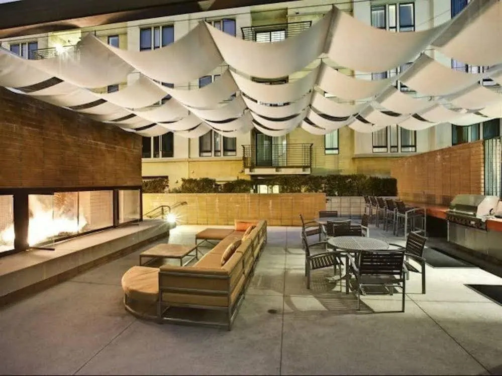 The 5600 Wilshire Boulevard