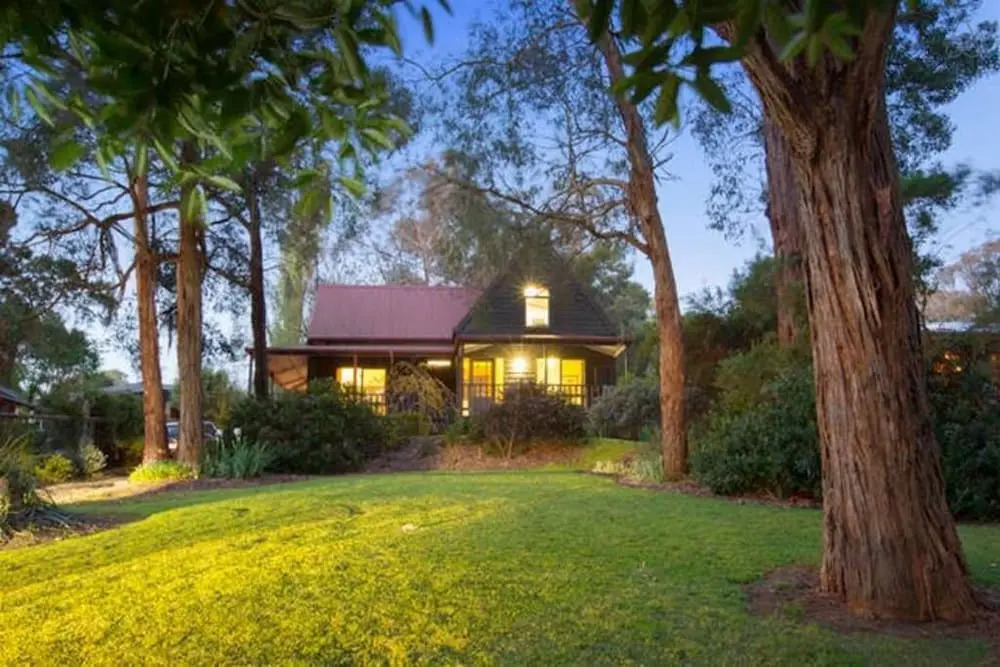 Collins Street House in Red Hill