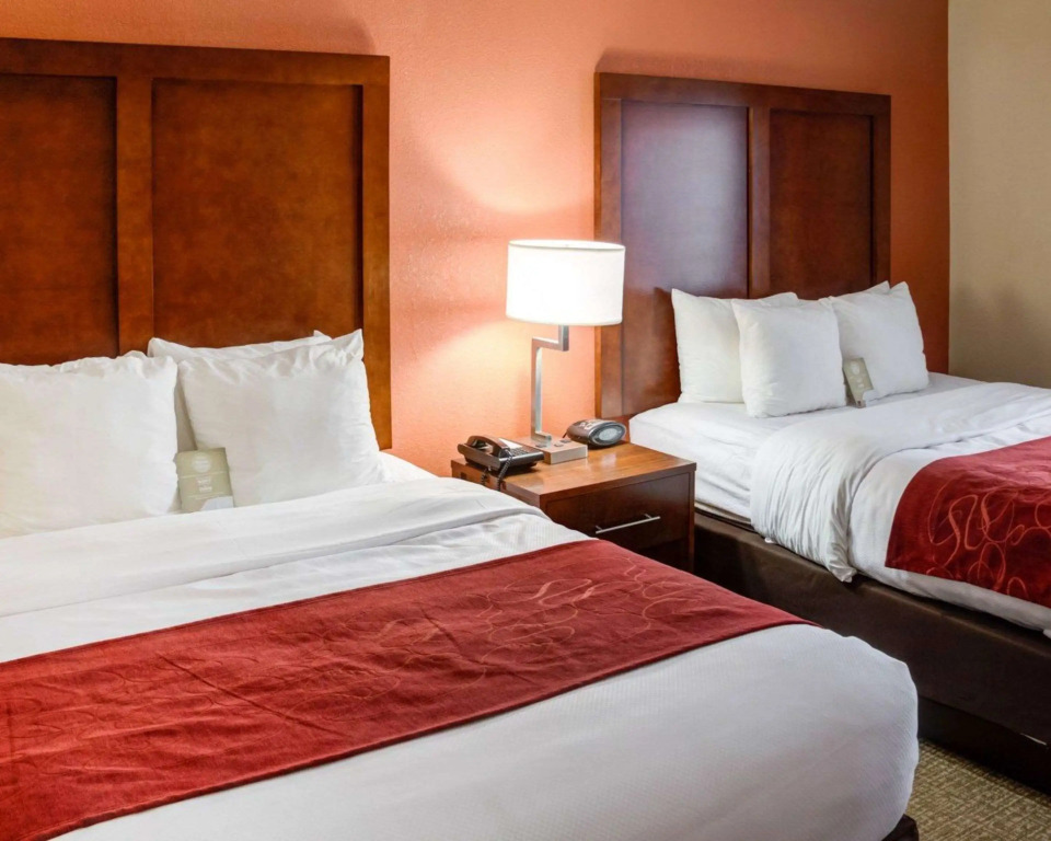 Comfort Suites Omaha Northwest