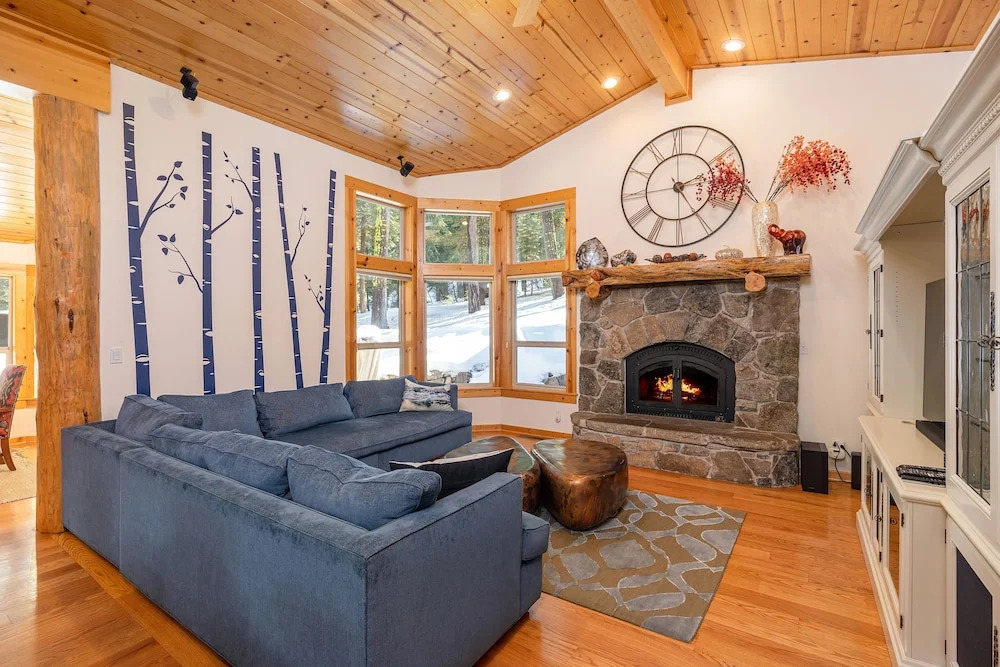 Wooded Luxury at Tahoe Donner by RedAwning