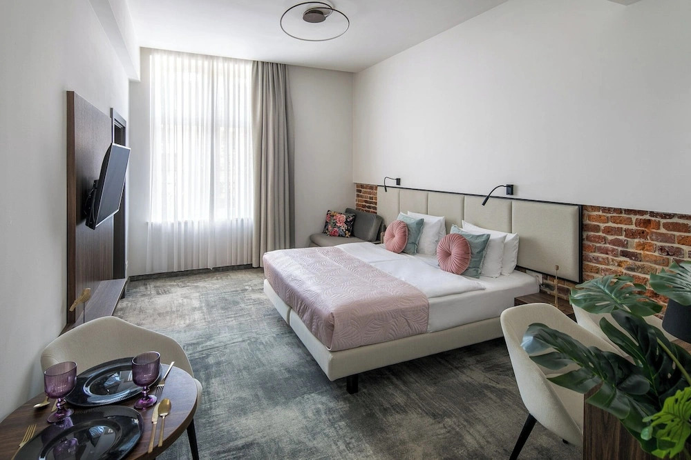 Dream Suites