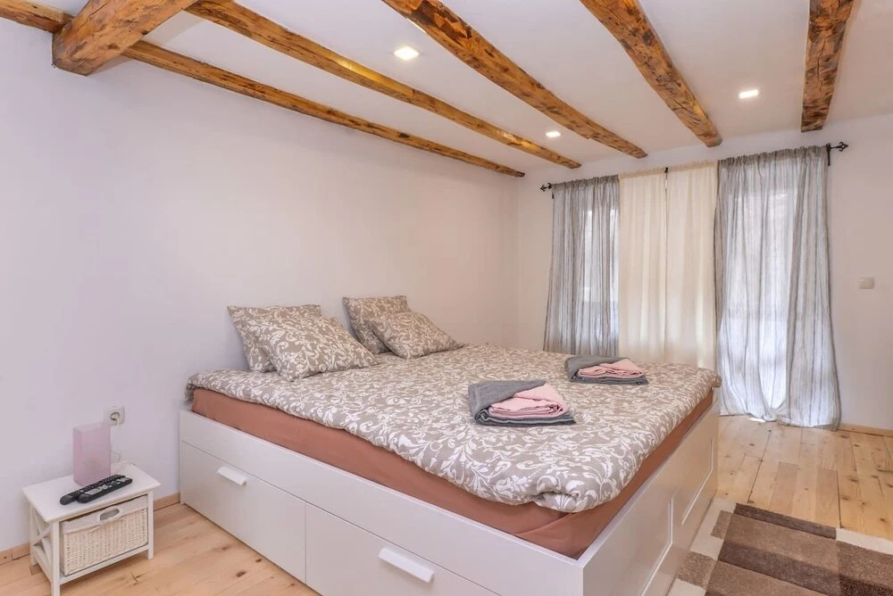FM Deluxe 2-BDR Maisonette - Artistic Serdika