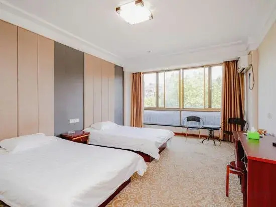 Blue Sen Hotel (Tiantai Mountain Scenic Area)