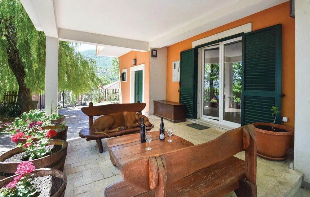 Stunning Home in Sinj With Sauna, Wifi and 4 Bedrooms