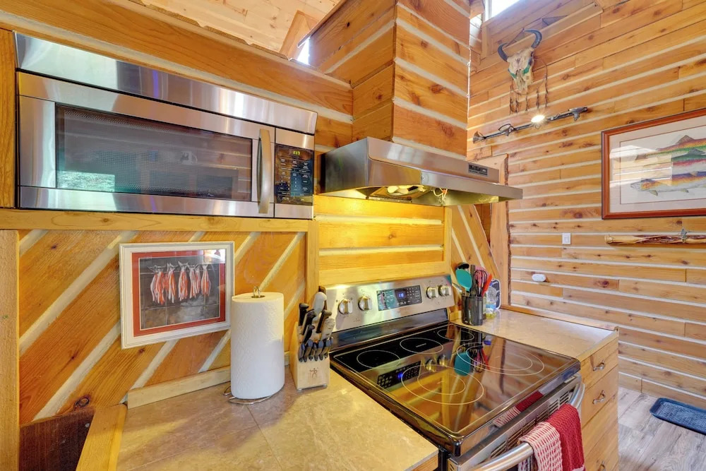 Lake Access at Peaceful Kenai Peninsula Getaway