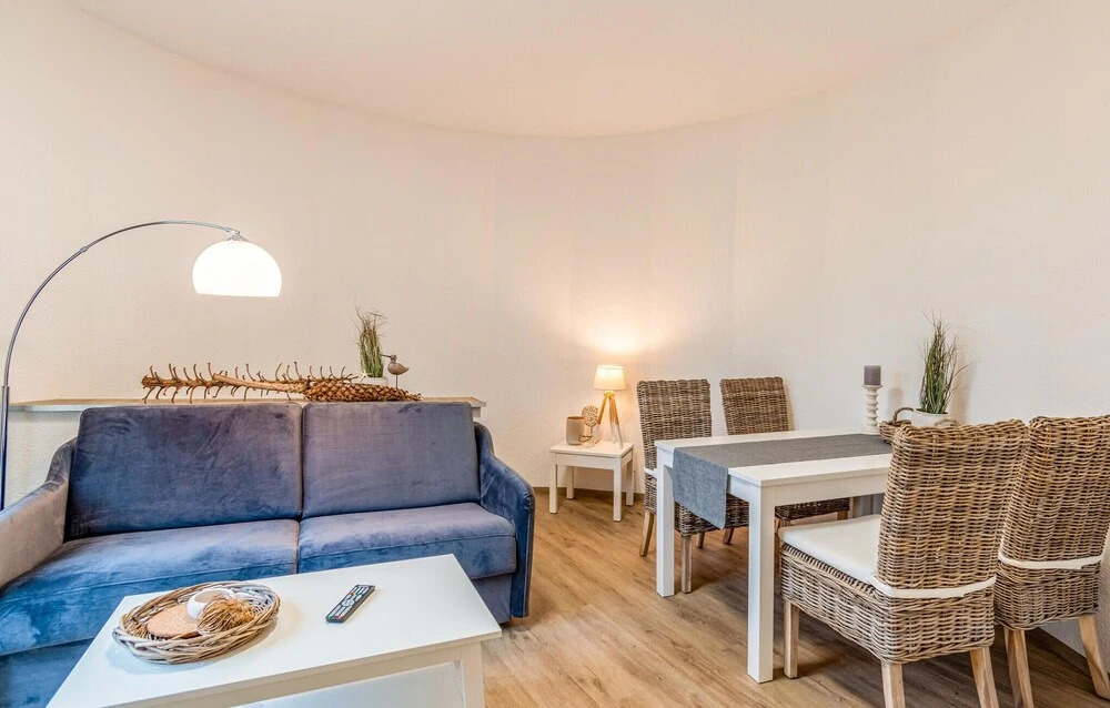Gorgeous Home In Otterndorf With Wifi