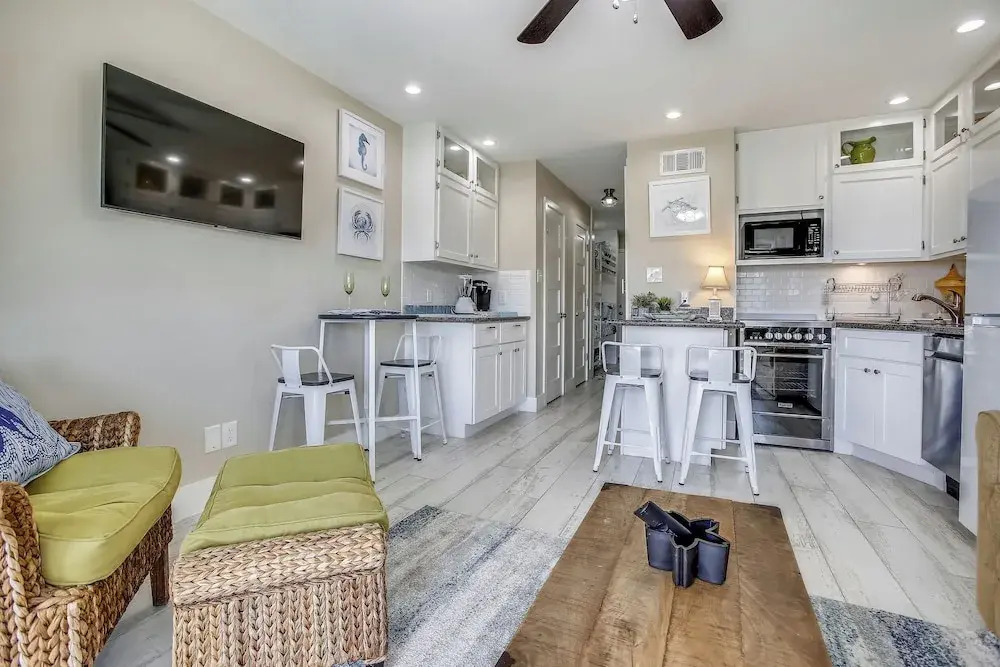 Beach Days by Ryson Vacation Rentals