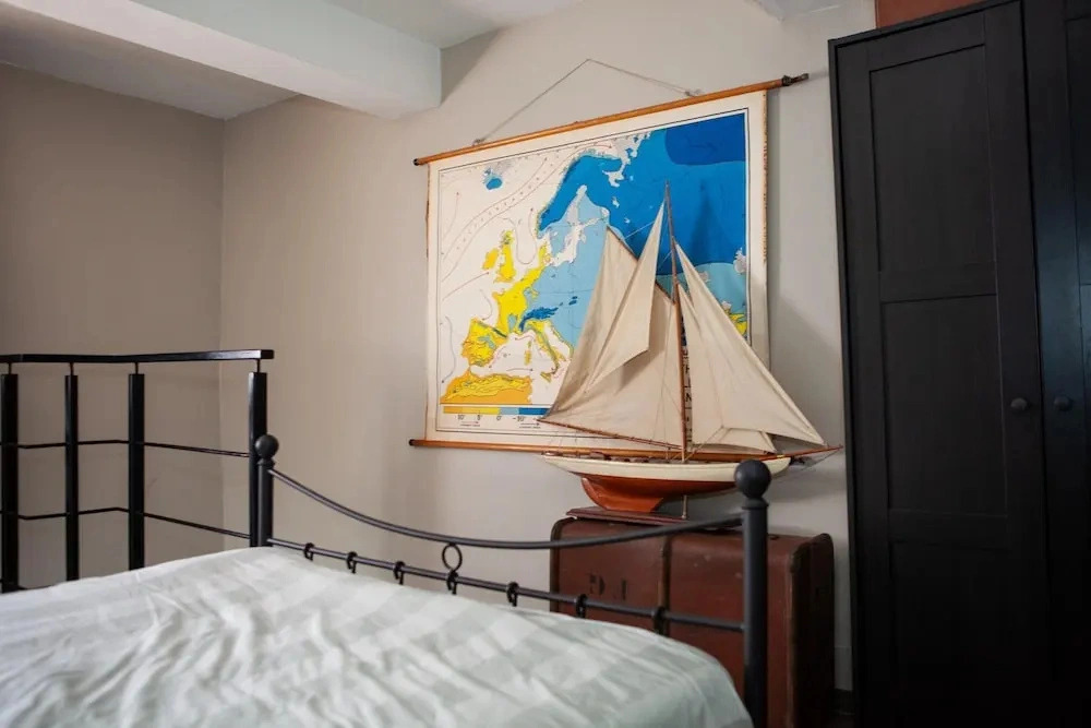 Spacious Verviers City House for 14 Guests