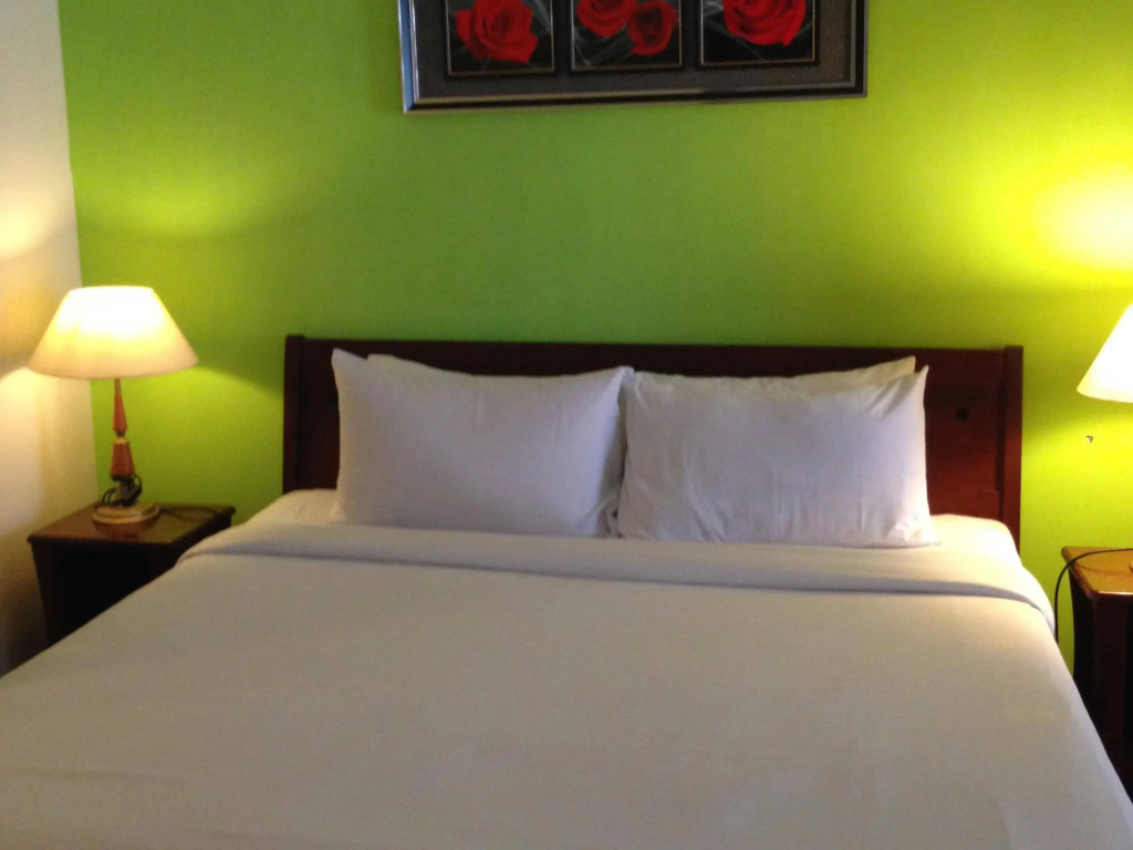 NS Golden Green Apartments