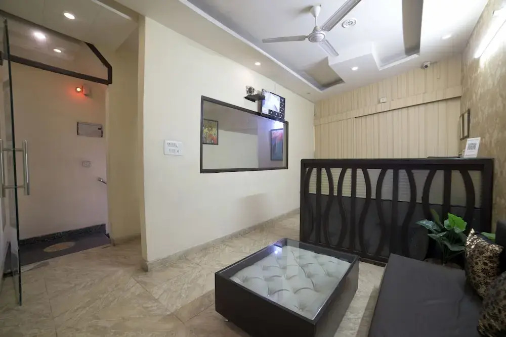 Oyo 28266 Travel Inn